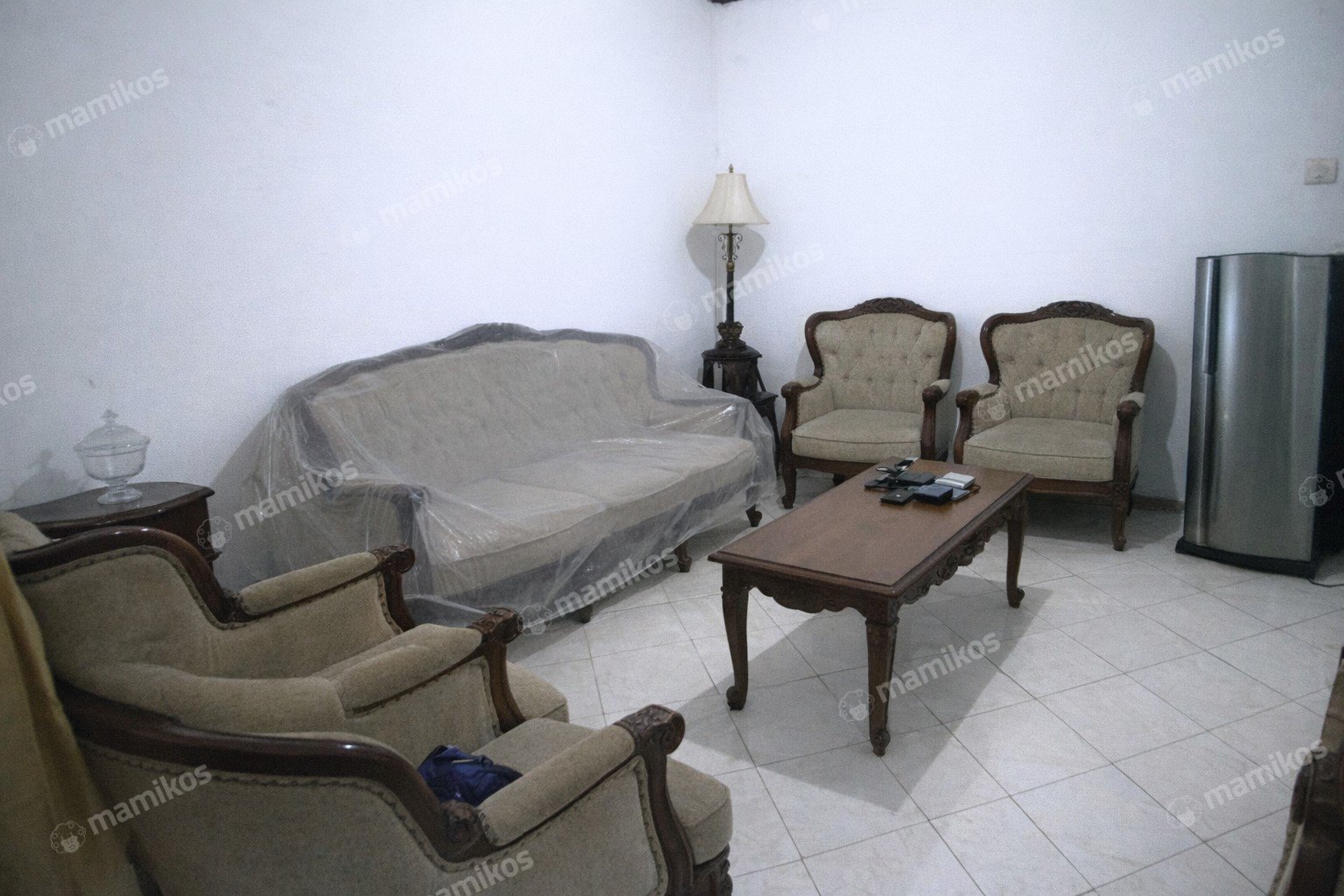 Rumah Sertifikat SHM 3 Kamar Tidur 2 Kamar Mandi Fatmawati Jakarta Selatan - Photo 2