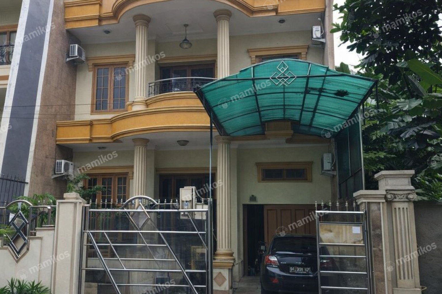 Rumah Sertifikat SHM 4 Kamar Tidur 3 Kamar Mandi Taman Palem Jakarta Barat