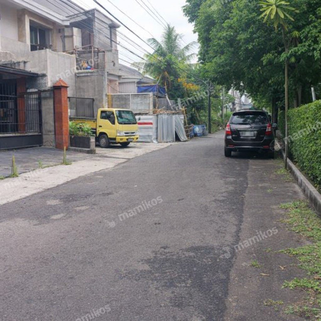 Rumah Sertifikat SHM 5 Kamar Tidur 5 Kamar Mandi Gandaria Jakarta Selatan - Photo 5