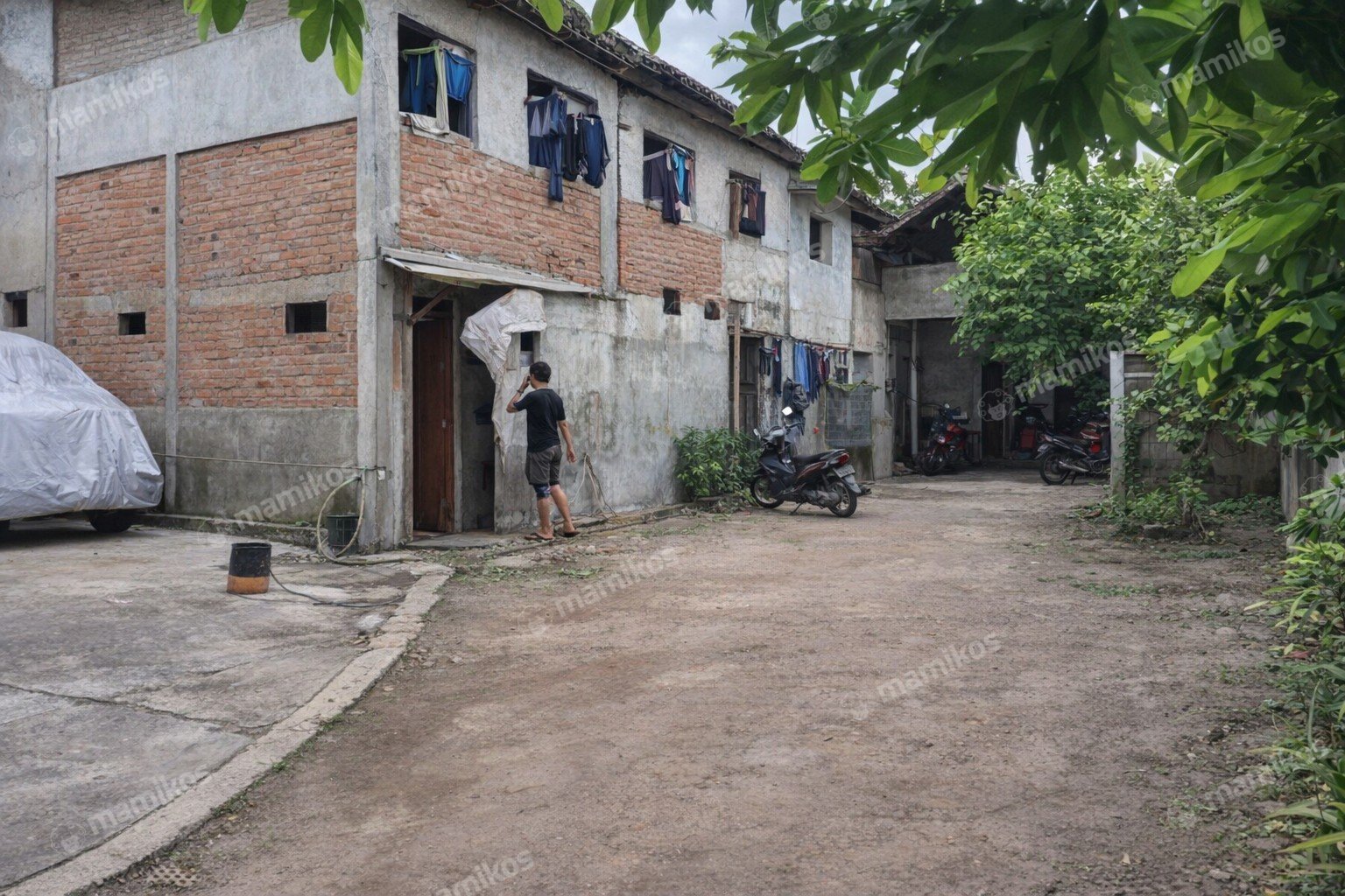 Rumah 21 Kamar Tidur 21 Kamar Mandi 2 Lantai Jembatan Besi Jakarta Barat - Photo 2