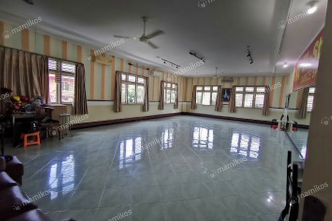Rumah Sertifikat SHM 10 Kamar Tidur 3 Kamar Mandi Semarang Tengah Semarang - Photo 2