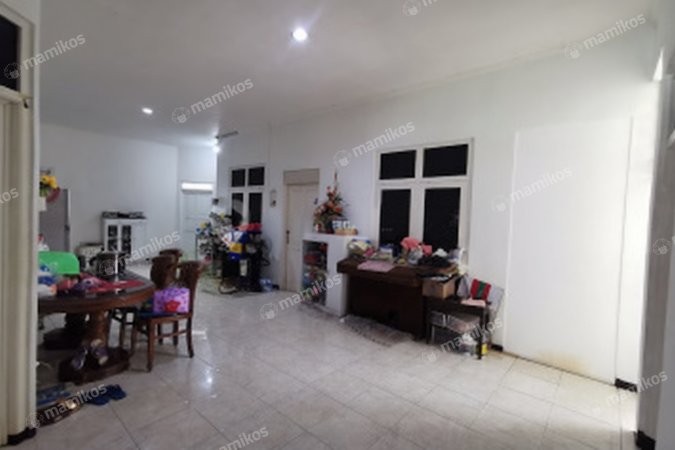 Rumah Sertifikat SHM 10 Kamar Tidur 3 Kamar Mandi Semarang Tengah Semarang - Photo 3