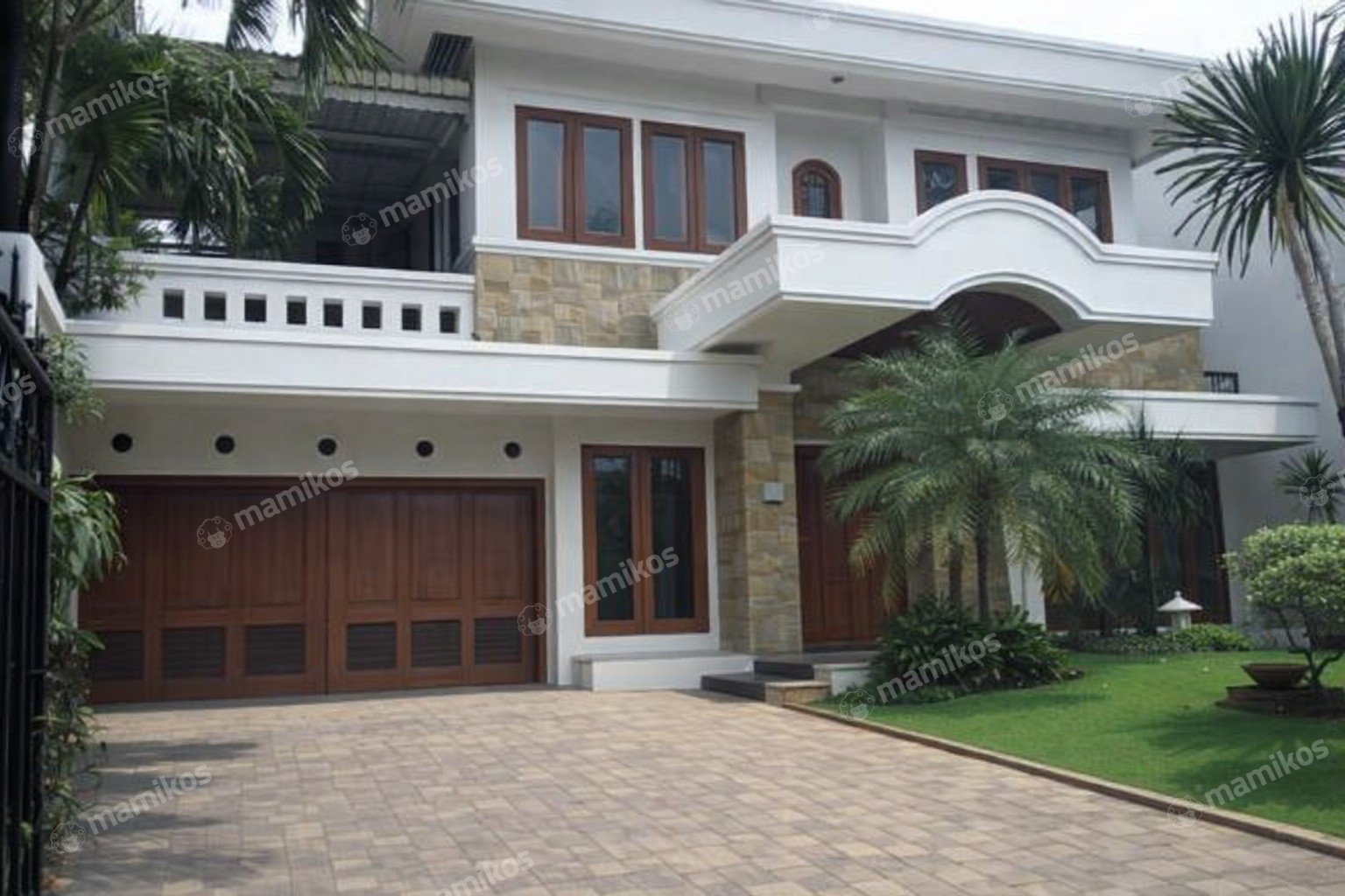 Rumah Sertifikat SHM 4 Kamar Tidur 4 Kamar Mandi Pondok Indah Jakarta Selatan