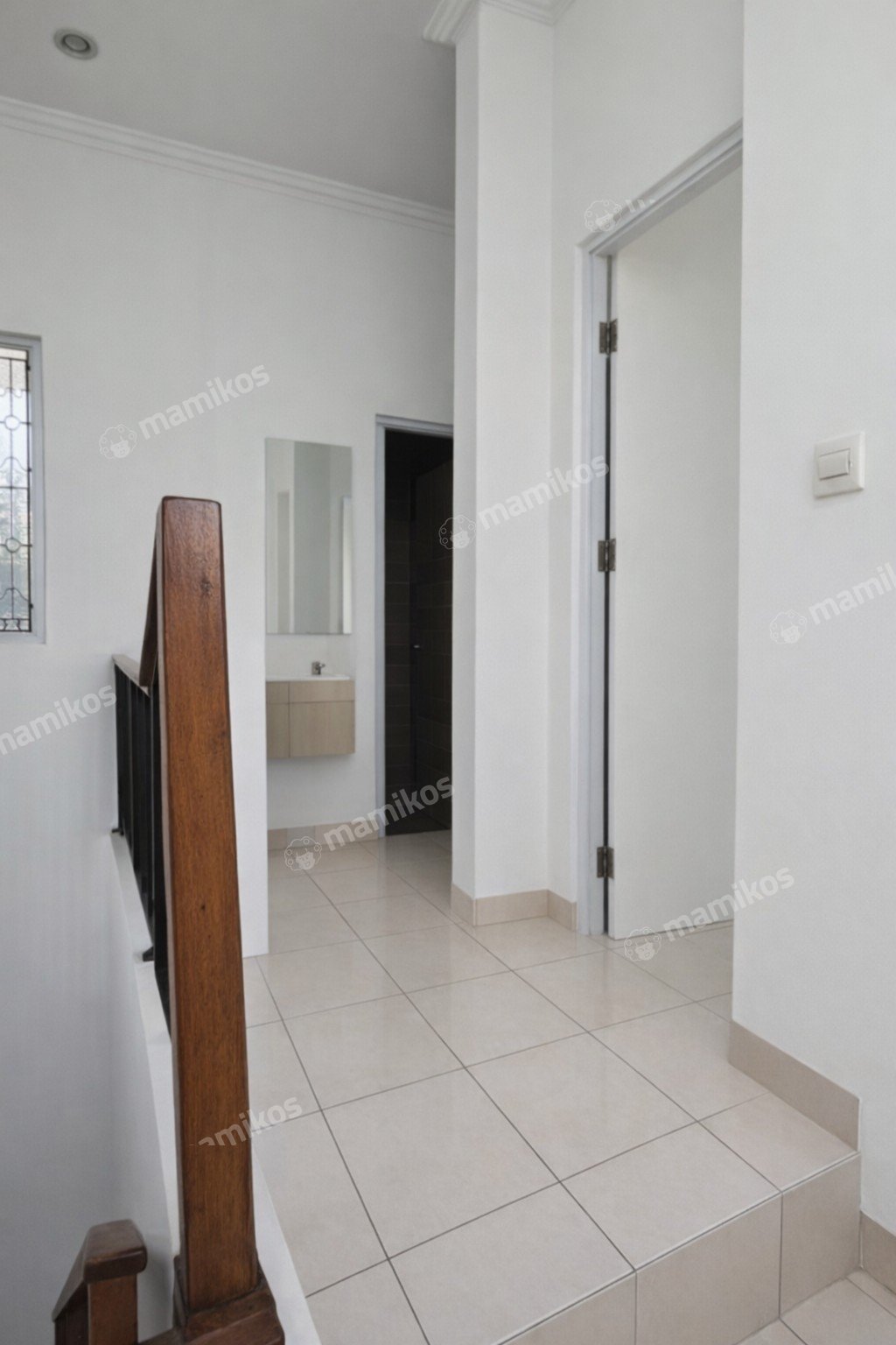 Rumah Sertifikat HGB 2 Kamar Tidur 2 Kamar Mandi Kota Wisata Jakarta Timur - Photo 5