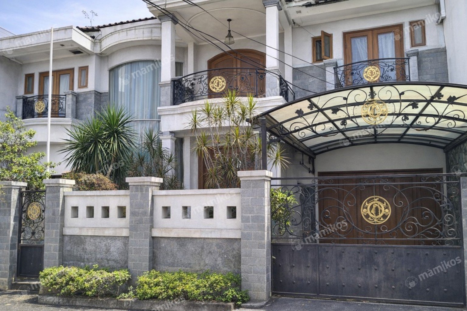 Rumah Sertifikat SHM 4 Kamar Tidur 3 Kamar Mandi Lebak Bulus Jakarta Selatan