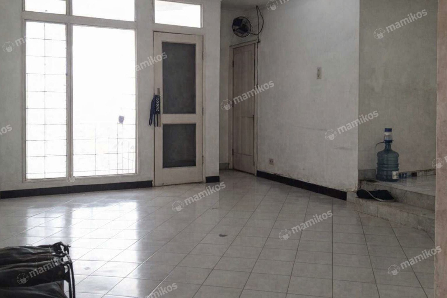 Rumah Sertifikat SHM 5 Kamar Tidur 3 Kamar Mandi Pondok Indah Jakarta Selatan
