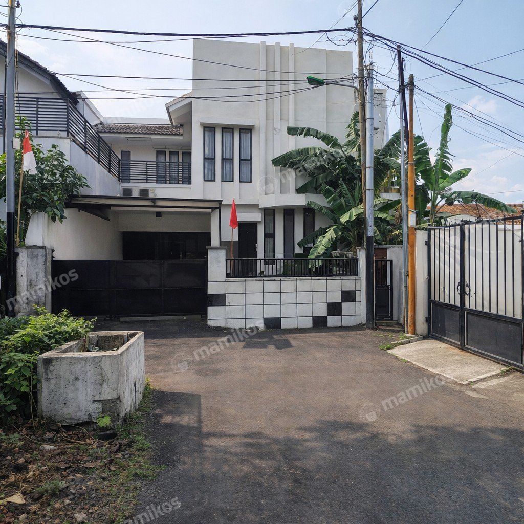 Rumah Sertifikat SHM 7 Kamar Tidur 3 Kamar Mandi Kemanggisan Jakarta Barat - Photo 2