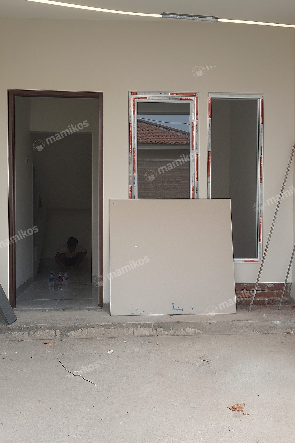 Rumah Sertifikat SHM 4 Kamar Tidur 3 Kamar Mandi Duri Kepa Jakarta Barat - Photo 2