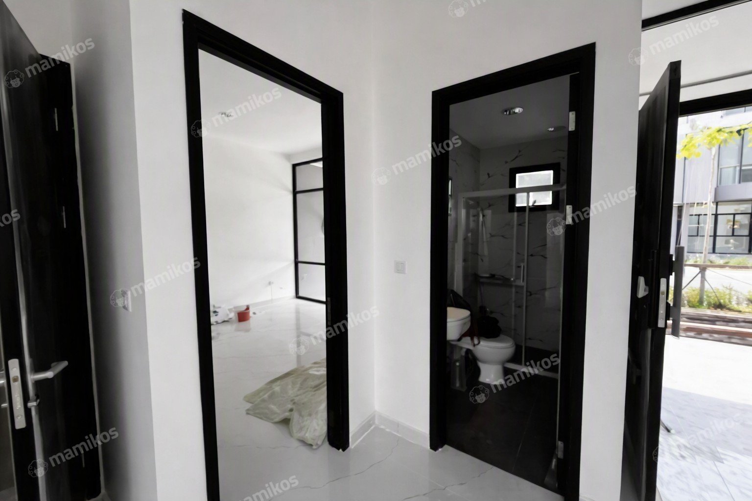 Rumah Sertifikat PPJB 4 Kamar Tidur 4 Kamar Mandi Pantai Indah Kapuk 2 Jakarta Utara - Photo 3