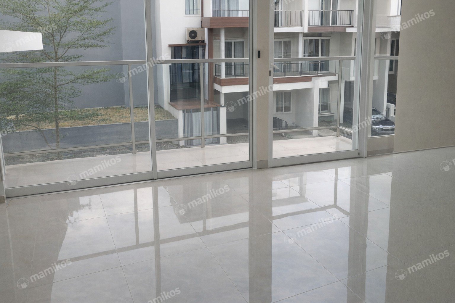 Rumah Sertifikat SHM 4 Kamar Tidur 3 Kamar Mandi Citra Garden Jakarta Barat - Photo 2