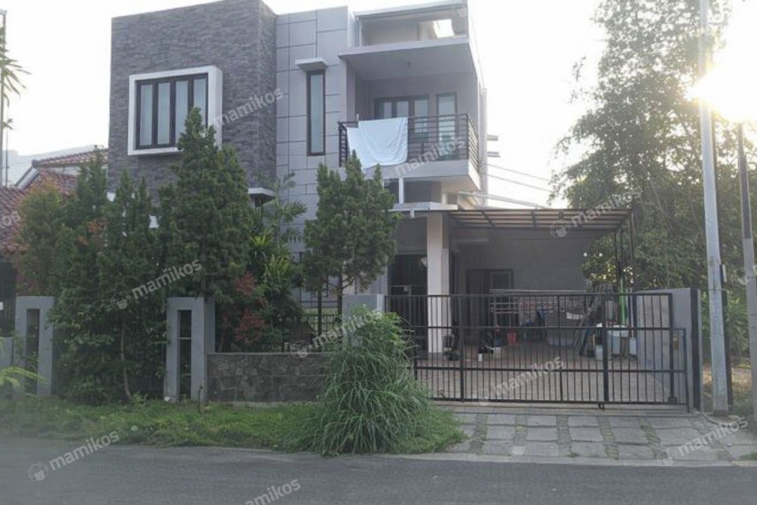 Rumah Sertifikat SHM 4 Kamar Tidur 4 Kamar Mandi Cakung Jakarta Timur