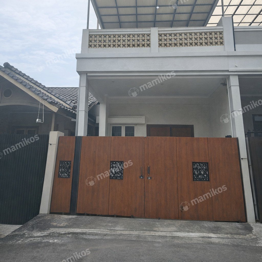 Rumah Sertifikat SHM 5 Kamar Tidur 4 Kamar Mandi Cakung Jakarta Timur - Photo 2