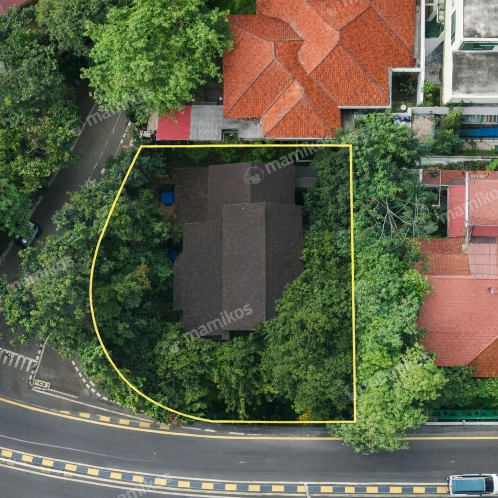 Rumah 4 Kamar Tidur 3 Kamar Mandi 2 Lantai Kebayoran Baru Jakarta Selatan - Photo 2