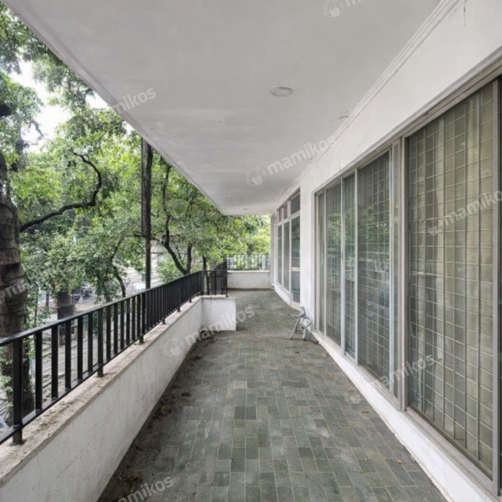 Rumah 4 Kamar Tidur 3 Kamar Mandi 2 Lantai Kebayoran Baru Jakarta Selatan - Photo 3