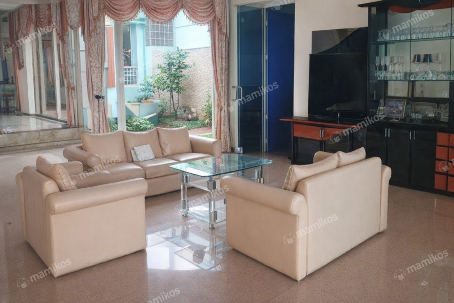 Rumah Sertifikat SHM 5 Kamar Tidur 5 Kamar Mandi Kelapa Gading Jakarta Utara