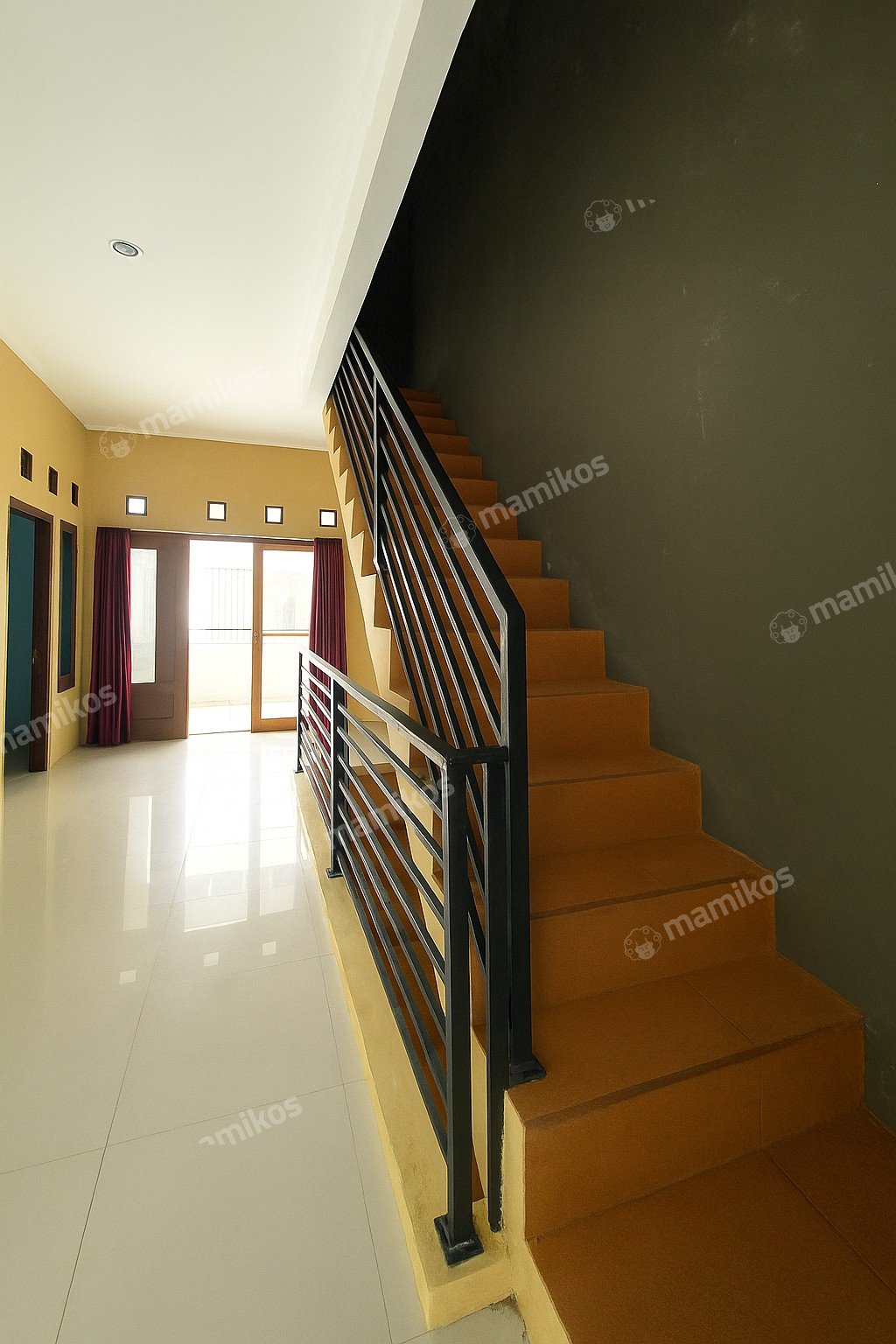 Rumah Sertifikat SHM 4 Kamar Tidur 4 Kamar Mandi Pasar Rebo Jakarta Timur - Photo 5