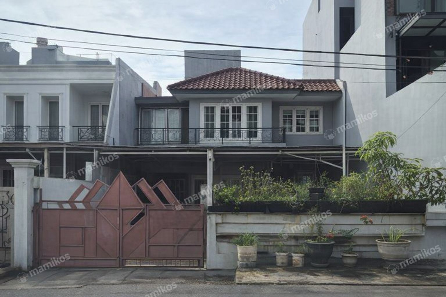 Rumah Sertifikat SHM 5 Kamar Tidur 4 Kamar Mandi Kelapa Gading Jakarta Utara