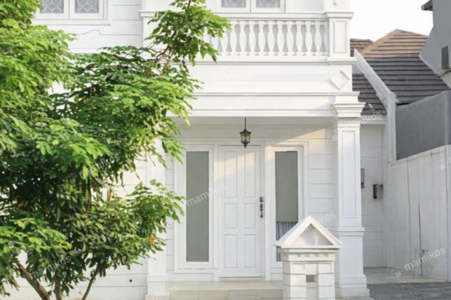 Rumah Sertifikat SHM 3 Kamar Tidur 3 Kamar Mandi Kota Wisata Jakarta Timur