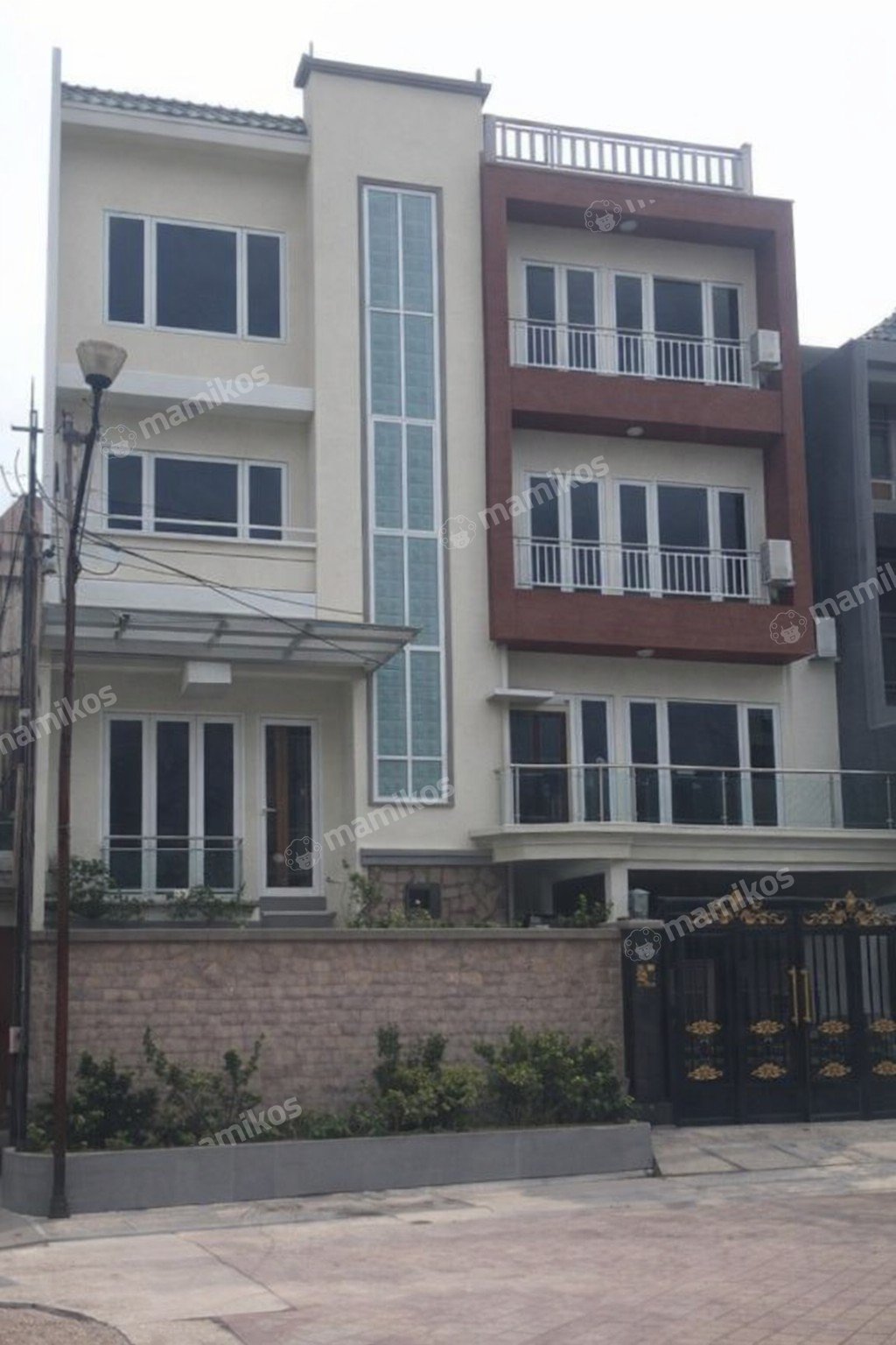 Rumah Sertifikat SHM 5 Kamar Tidur 6 Kamar Mandi Taman Surya Jakarta Barat - Photo 2