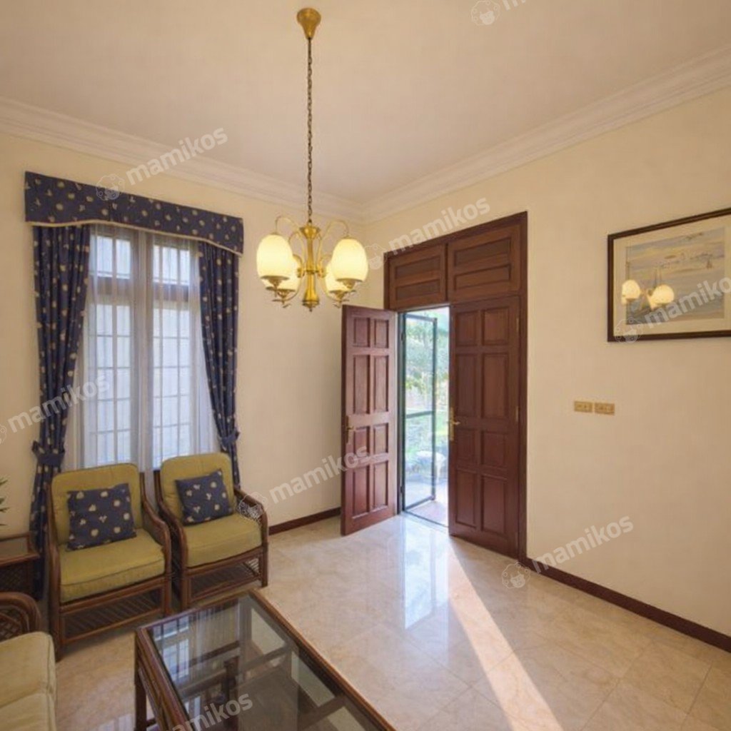 Rumah Sertifikat SHM 3 Kamar Tidur 3 Kamar Mandi Pondok Indah Jakarta Selatan - Photo 2