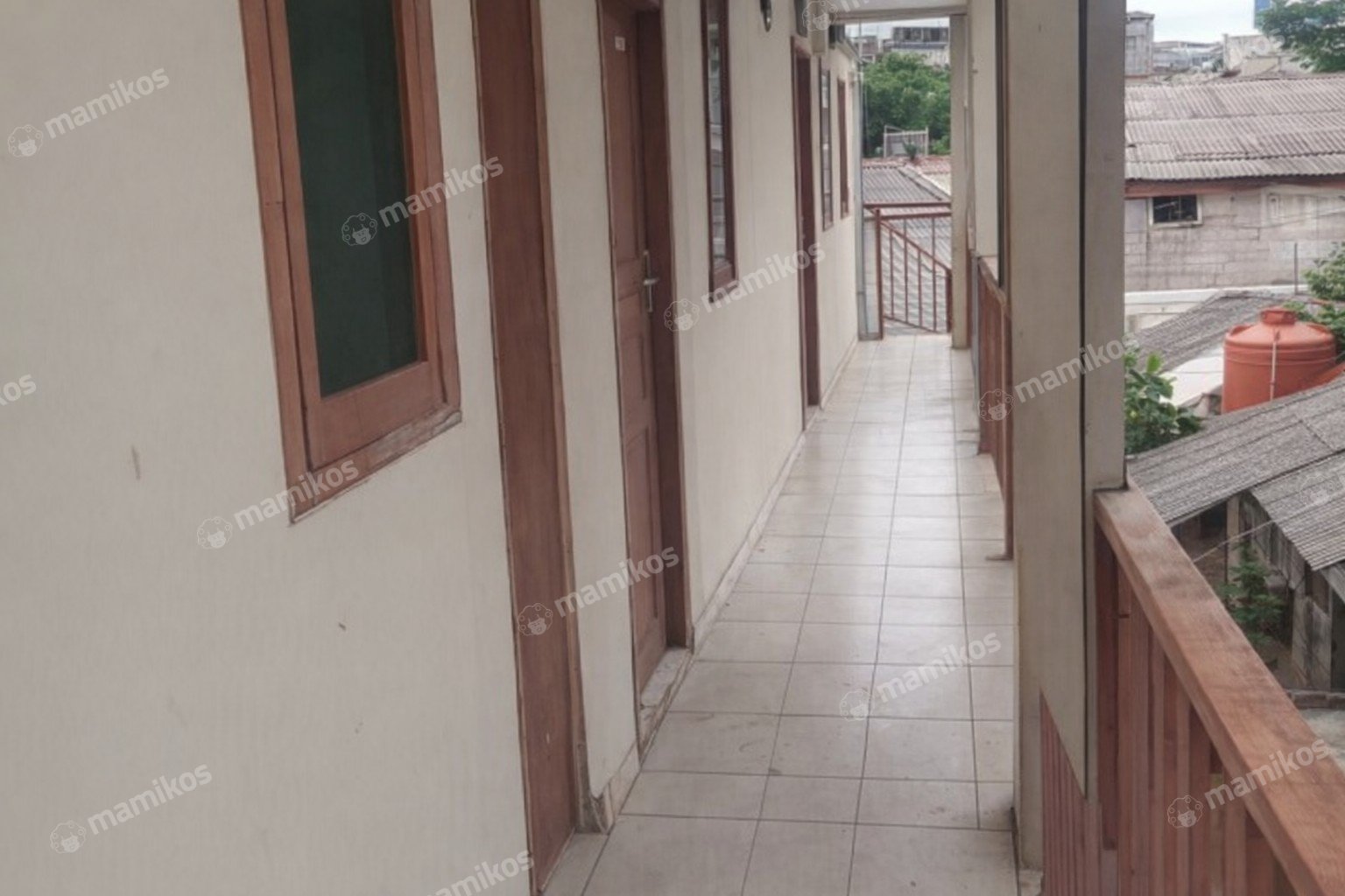 Rumah Sertifikat SHM 9 Kamar Tidur 9 Kamar Mandi Pondok Pinang Jakarta Selatan