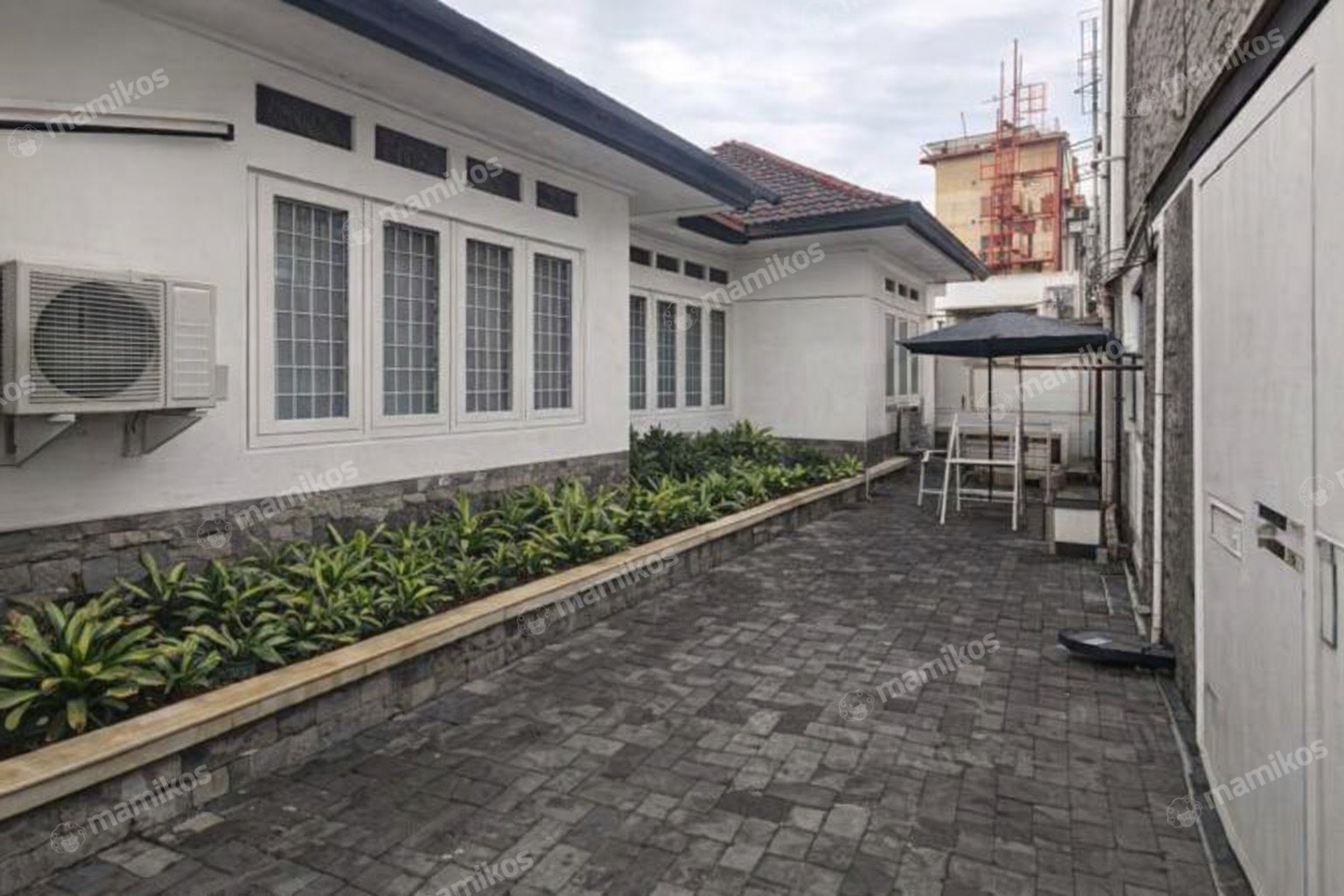 Rumah Sertifikat SHM 7 Kamar Tidur 3 Kamar Mandi Mangga Besar Jakarta Barat - Photo 3
