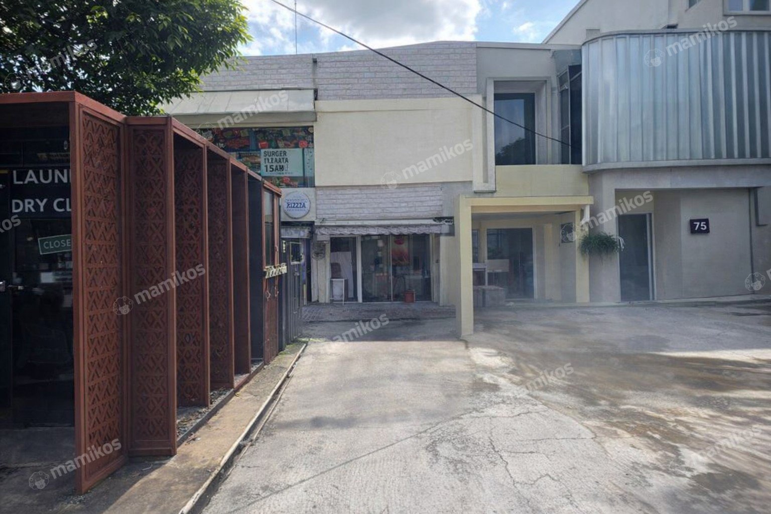 Rumah Sertifikat SHM 9 Kamar Tidur 6 Kamar Mandi Kebayoran Baru Jakarta Selatan