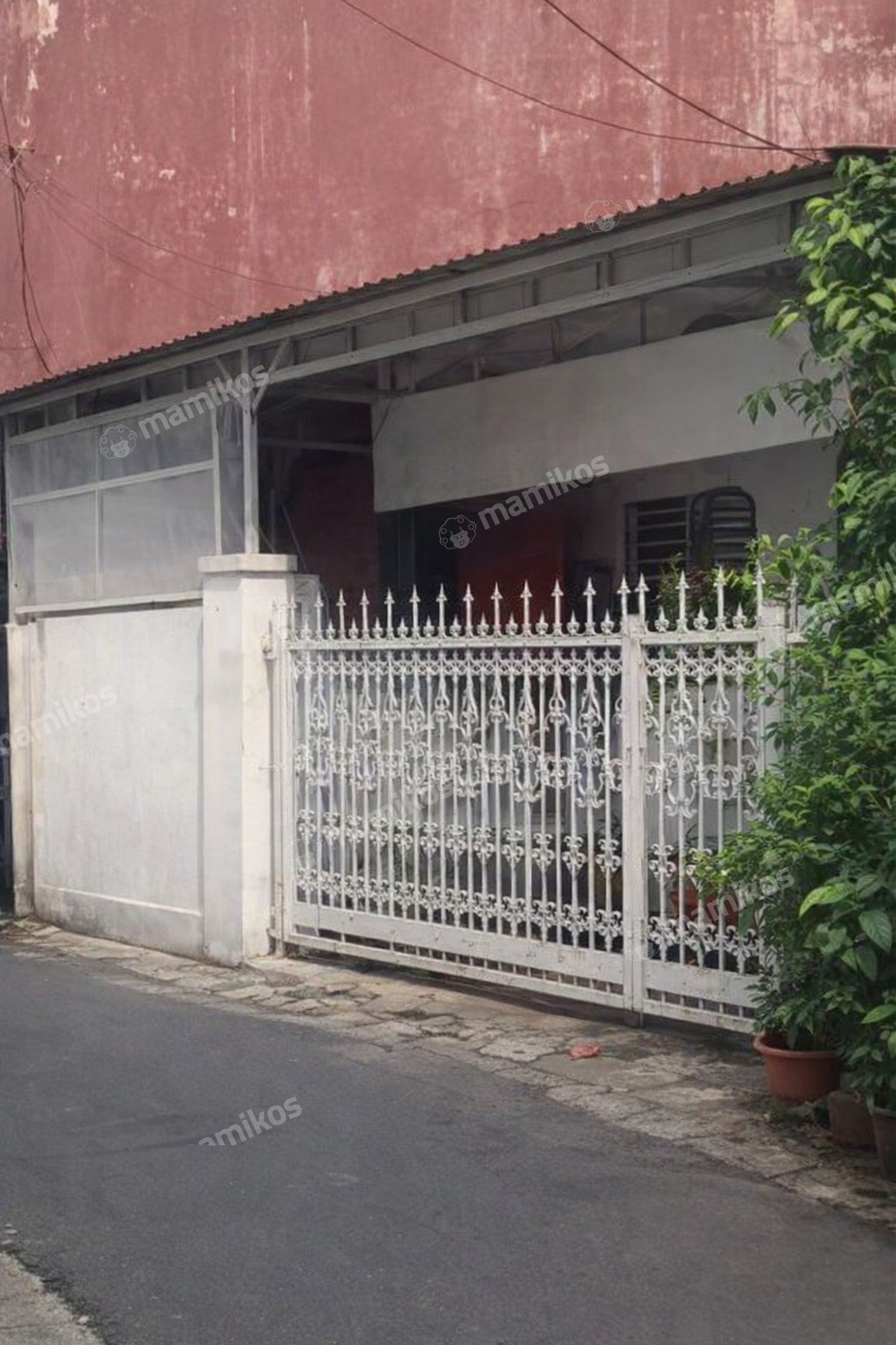 Rumah Sertifikat SHM 3 Kamar Tidur 2 Kamar Mandi Tebet Jakarta Selatan - Photo 2