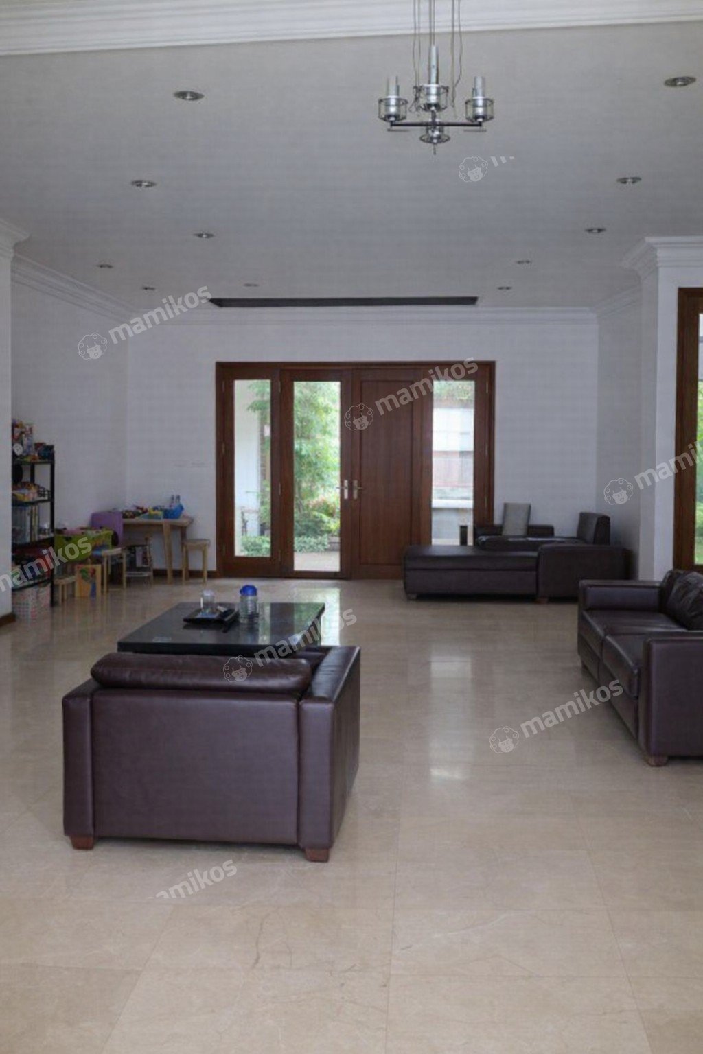 Rumah Sertifikat SHM 4 Kamar Tidur 4 Kamar Mandi Kebayoran Baru Jakarta Selatan - Photo 3