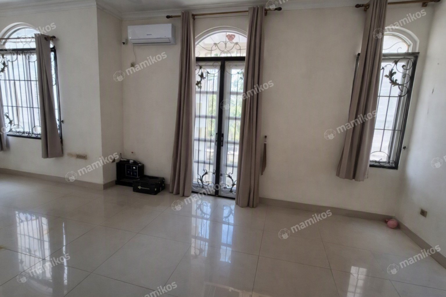 Rumah Sertifikat SHM 3 Kamar Tidur 2 Kamar Mandi Pantai Indah Kapuk Jakarta Utara - Photo 2