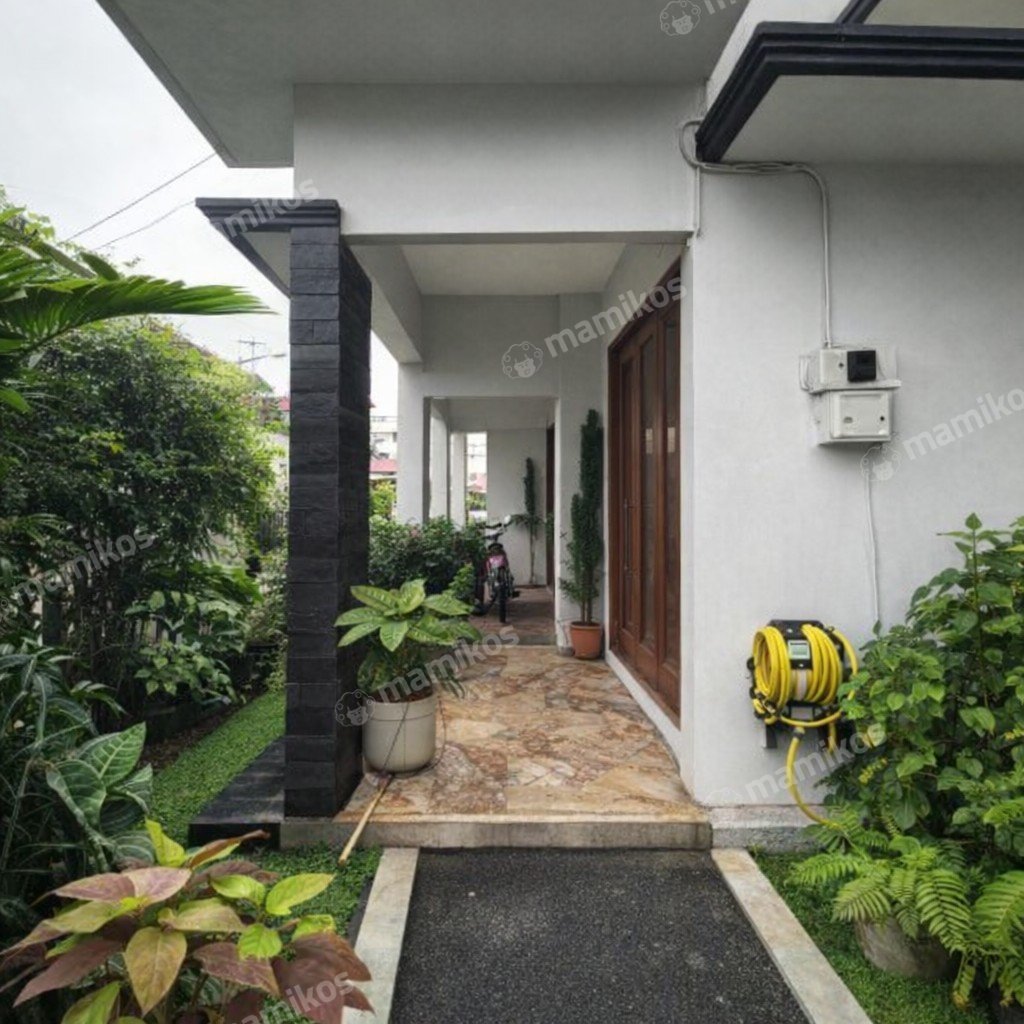 Rumah Sertifikat SHM 3 Kamar Tidur 3 Kamar Mandi Kramat Jati Jakarta Timur - Photo 3