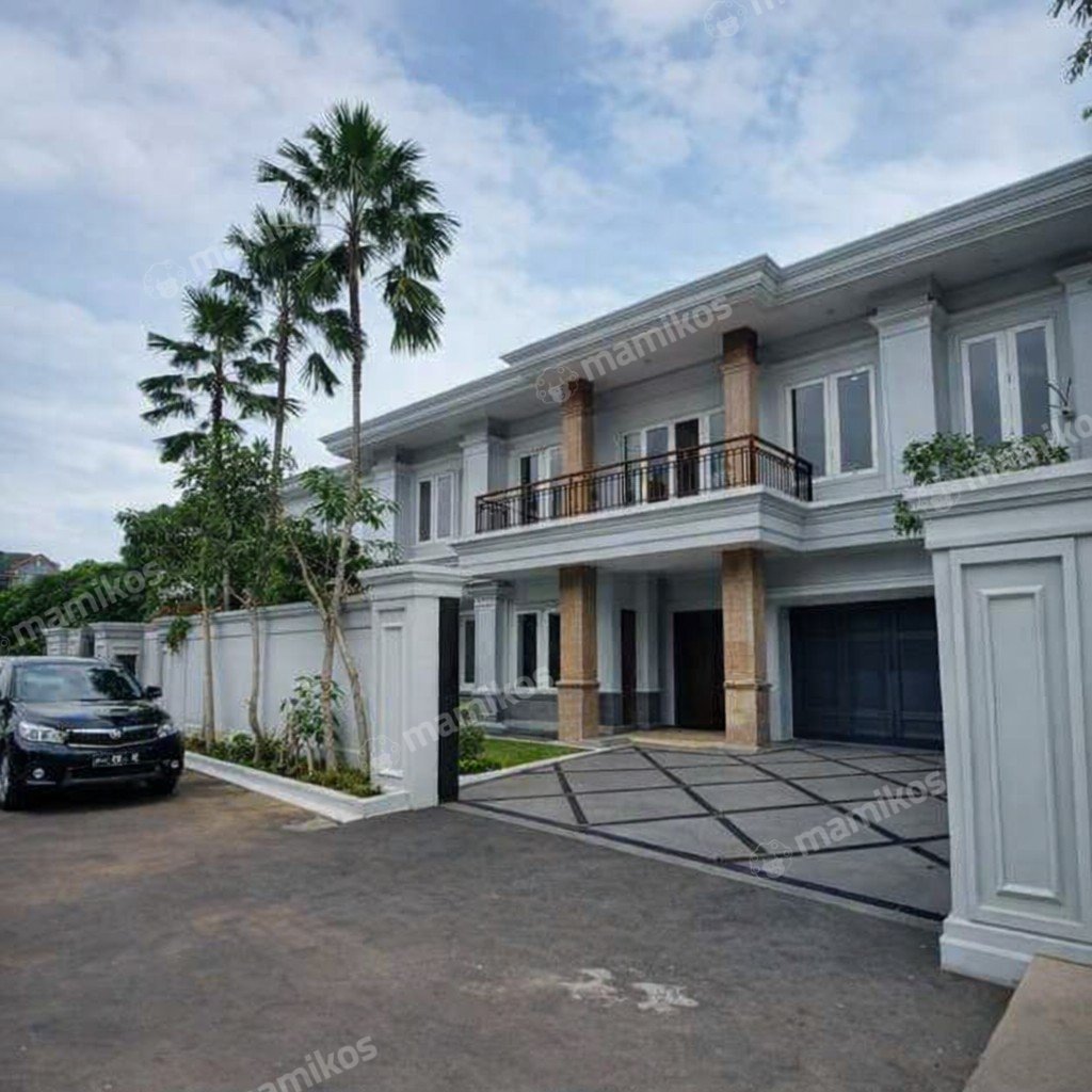 Rumah Sertifikat SHM 5 Kamar Tidur 6 Kamar Mandi Kemang Jakarta Selatan