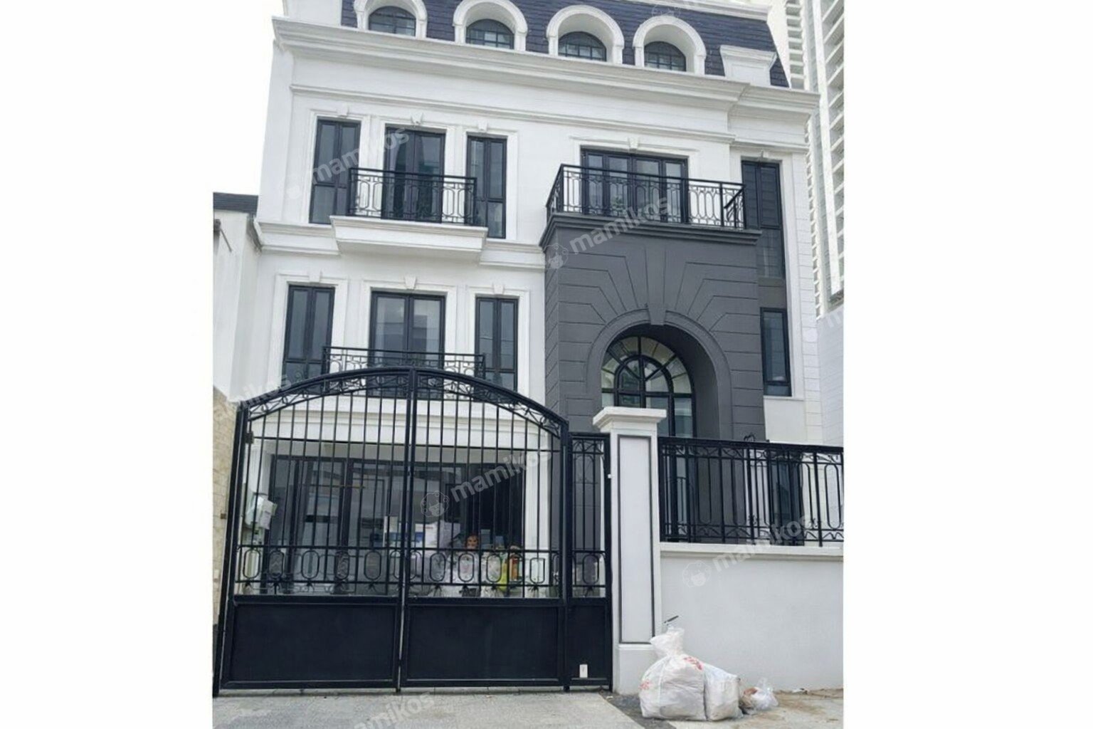 Rumah Sertifikat SHM 3 Kamar Tidur 4 Kamar Mandi Kebayoran Baru Jakarta Selatan