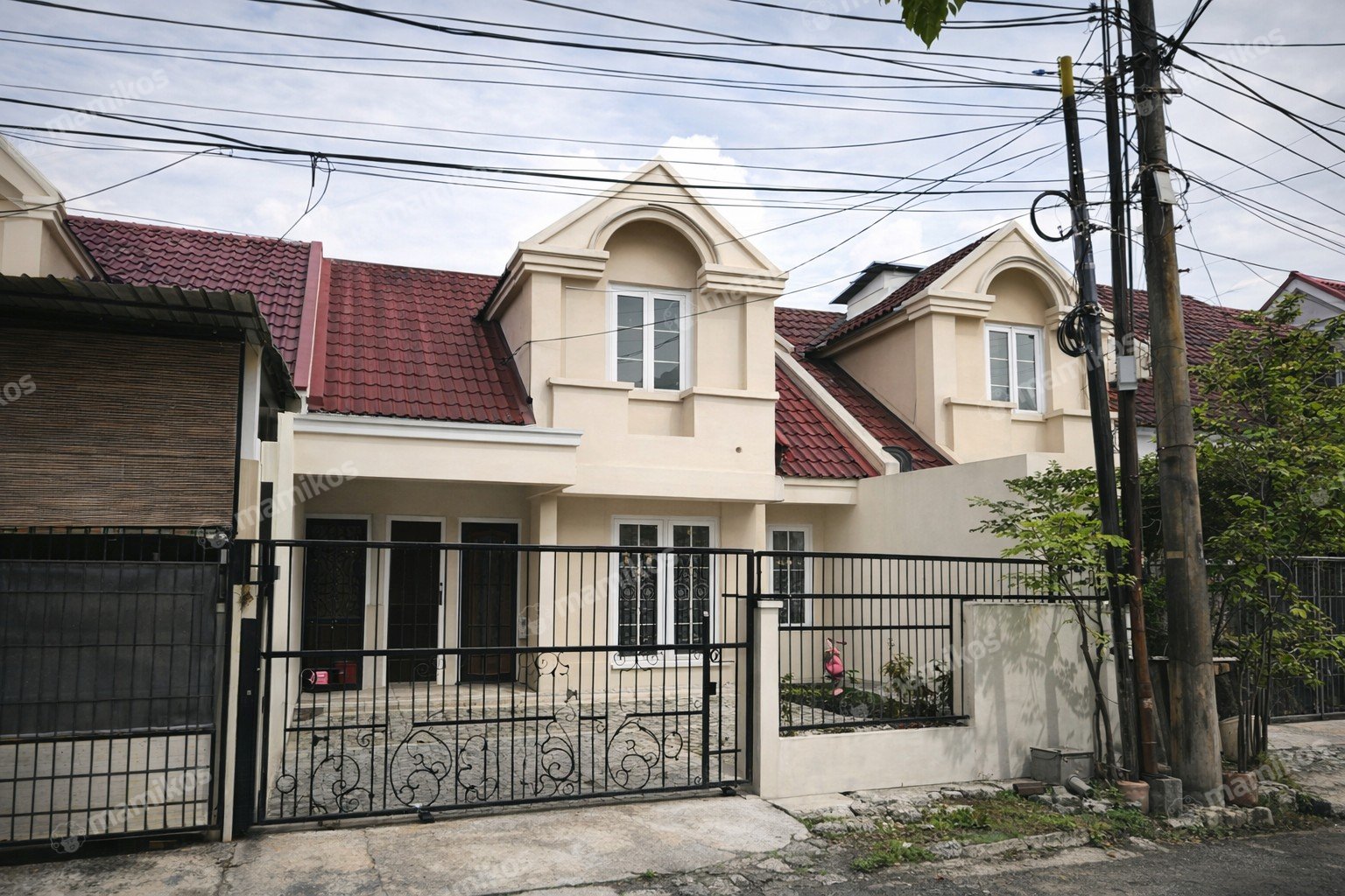 Rumah Sertifikat SHM 4 Kamar Tidur 3 Kamar Mandi Semanan Jakarta Barat