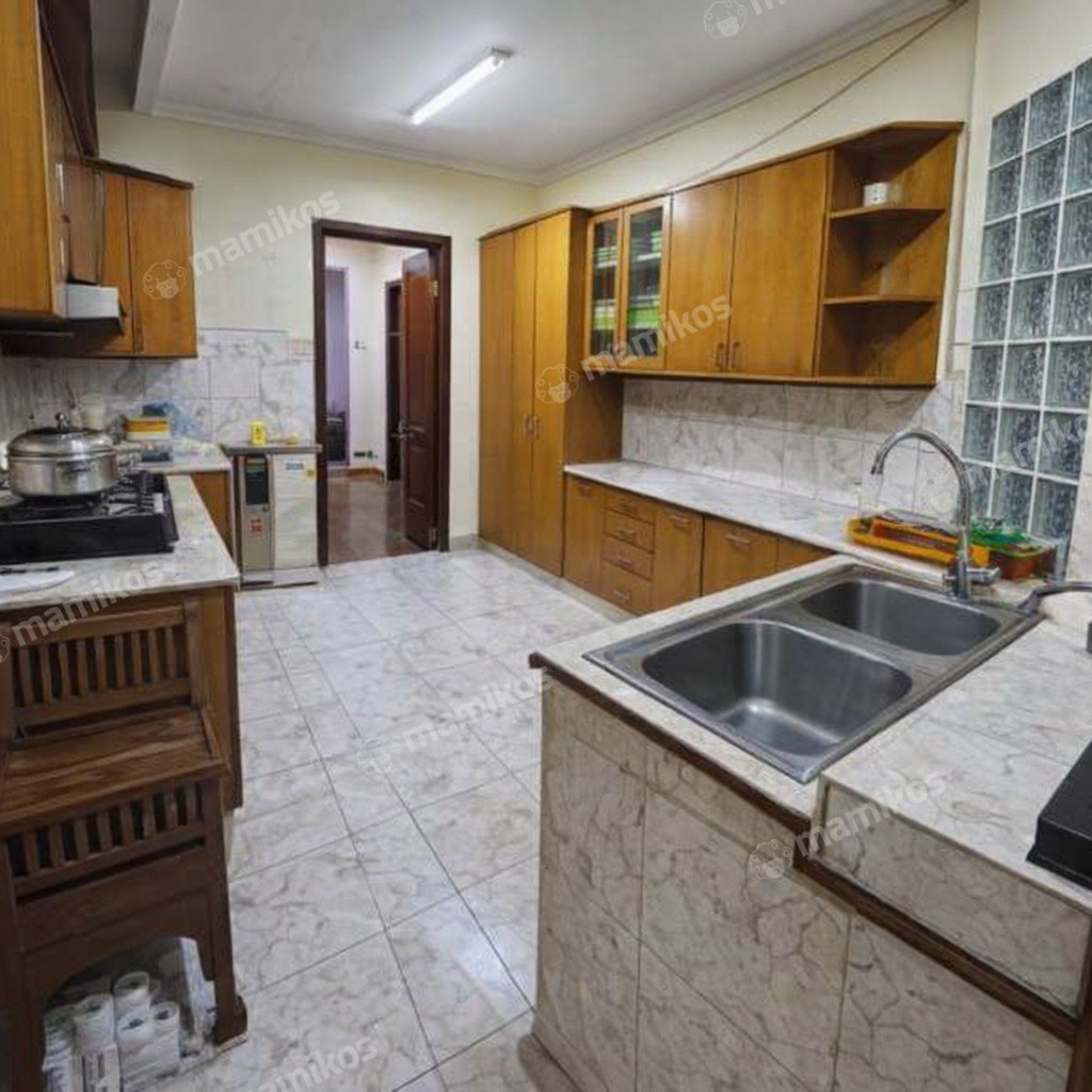 Rumah Sertifikat SHM 4 Kamar Tidur 4 Kamar Mandi Green garden Jakarta Barat - Photo 5