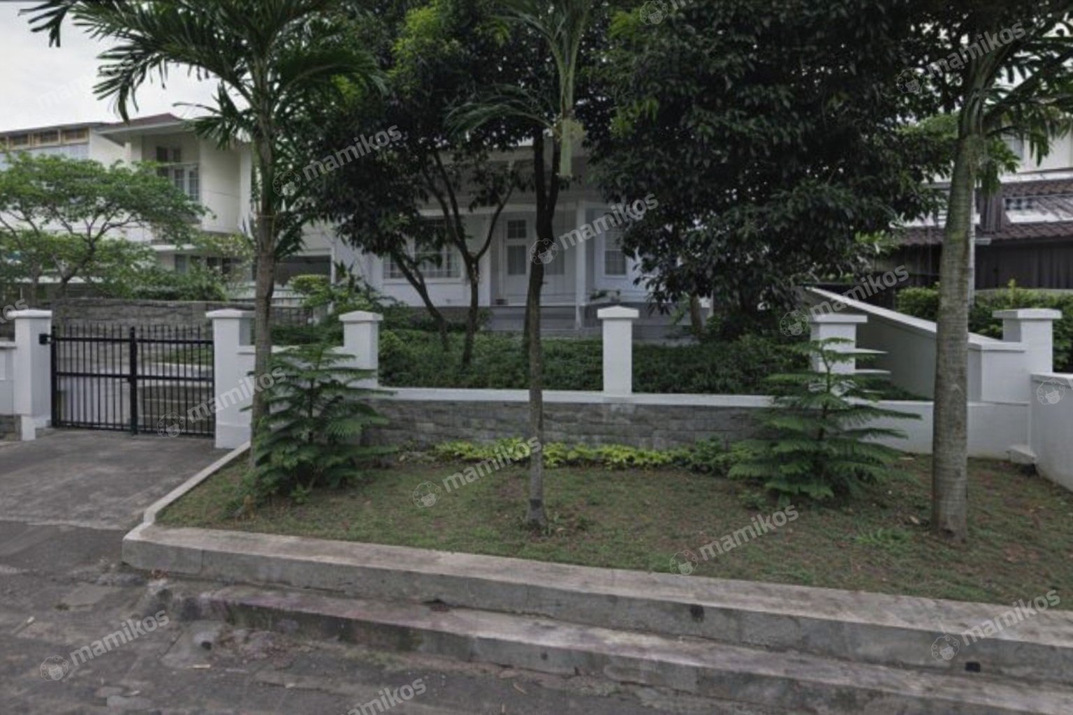 Rumah 5 Kamar Tidur 3 Kamar Mandi 1 Lantai Permata Hijau Jakarta Selatan - Photo 3