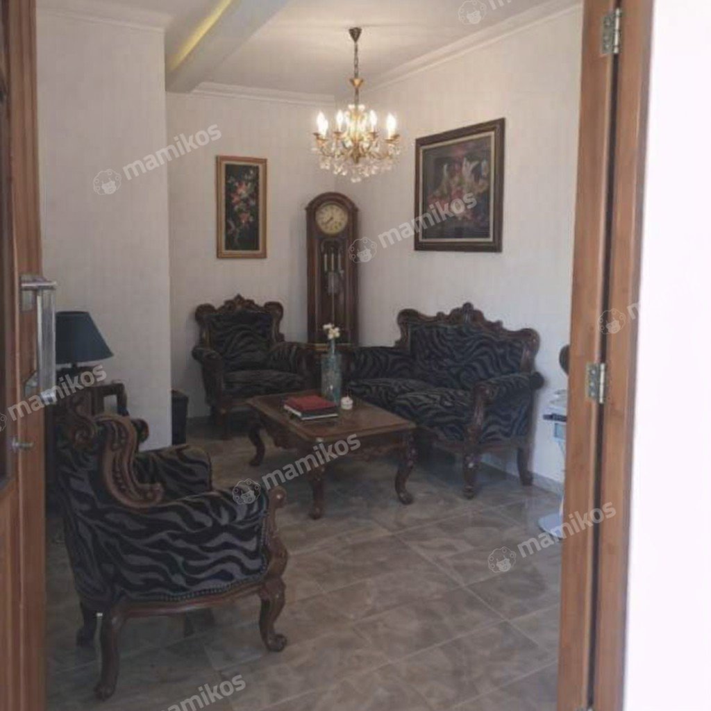 Rumah Sertifikat SHM 3 Kamar Tidur 3 Kamar Mandi Pondok Indah Jakarta Selatan - Photo 2