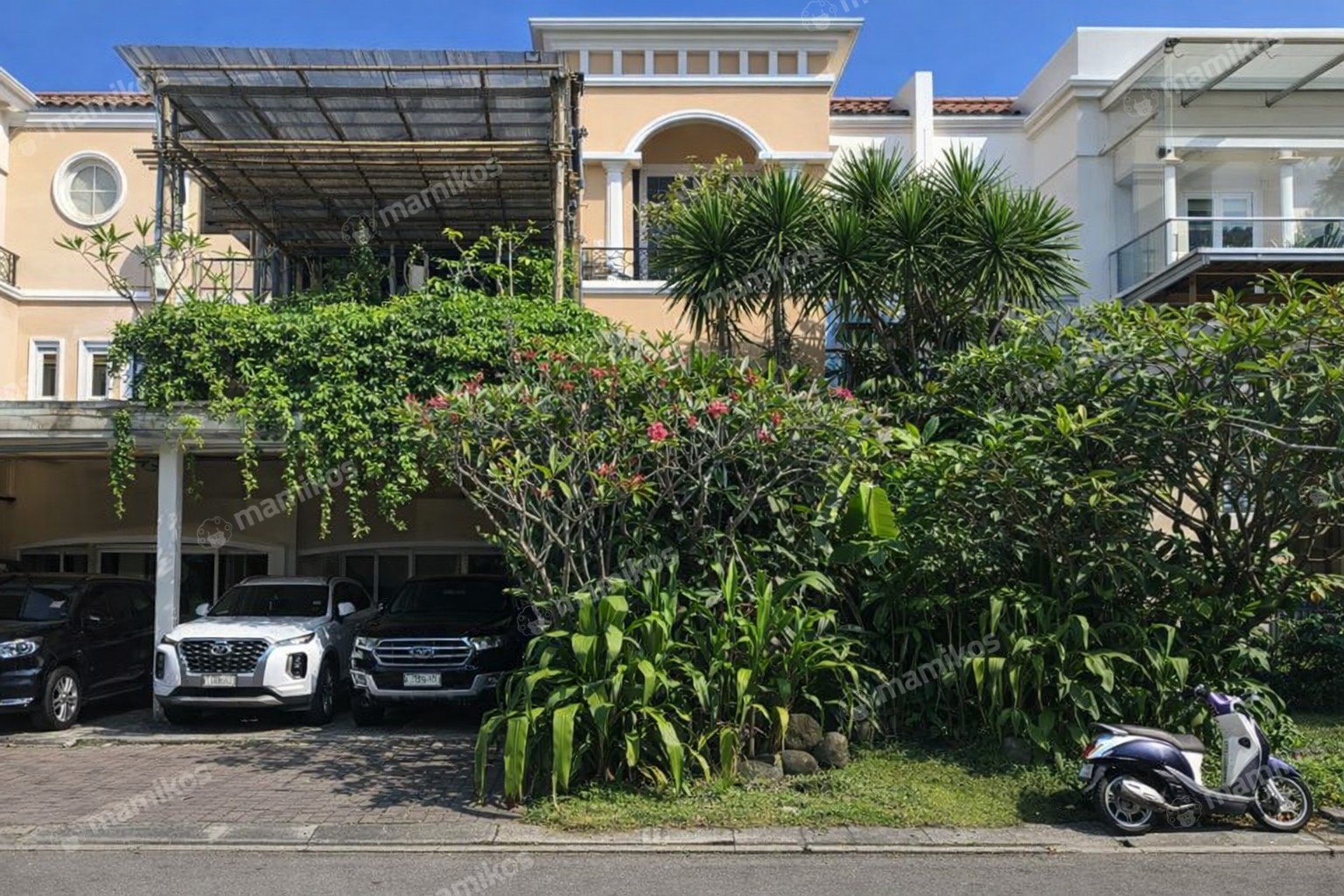 Rumah Sertifikat SHM 4 Kamar Tidur 3 Kamar Mandi Pantai Indah Kapuk Jakarta Utara