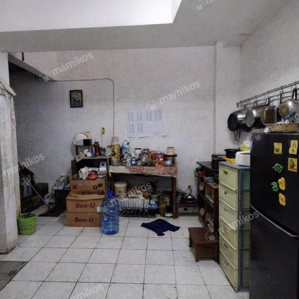 Rumah Sertifikat SHM 3 Kamar Tidur 2 Kamar Mandi Tanjung Duren Selatan Jakarta Barat - Photo 2