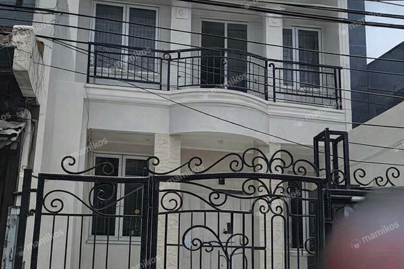 Rumah 4 Kamar Tidur 3 Kamar Mandi 2 Lantai Kelapa Gading Jakarta Utara