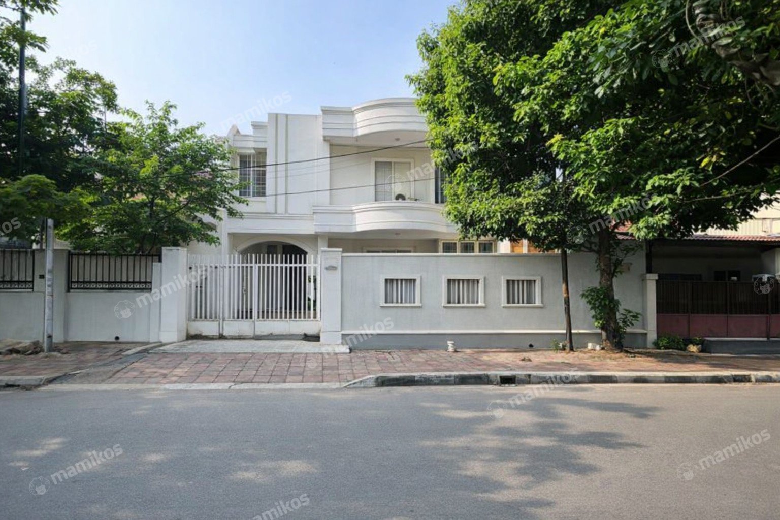 Rumah 3KT 3KM Tomang Jakarta Barat