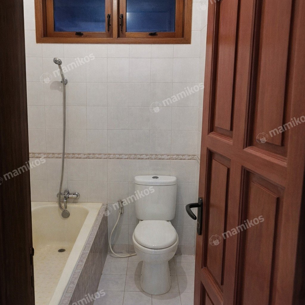 Rumah Sertifikat SHM 4 Kamar Tidur 5 Kamar Mandi Pondok Pinang Jakarta Selatan - Photo 4