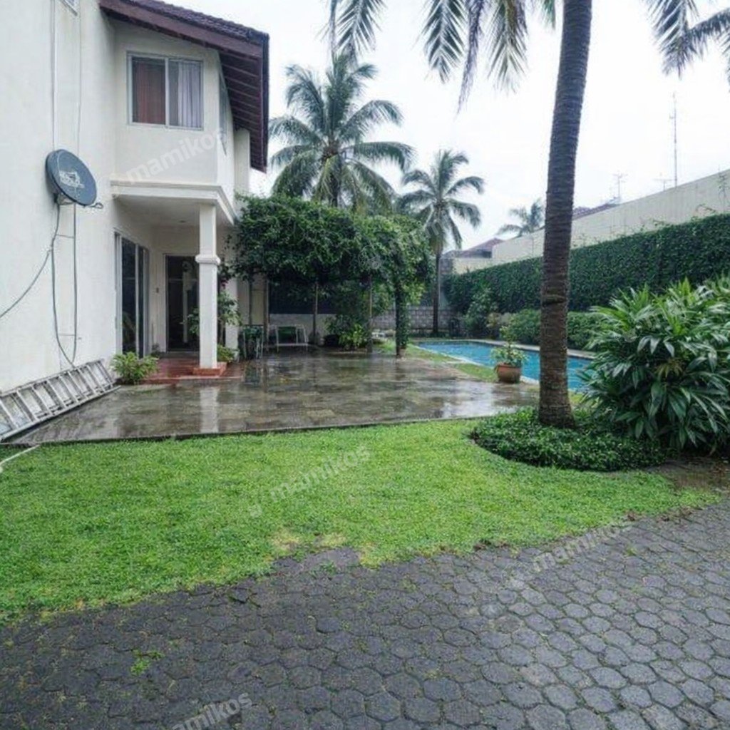Rumah Sertifikat SHM 5 Kamar Tidur 5 Kamar Mandi Gudang Peluru Jakarta Selatan - Photo 5
