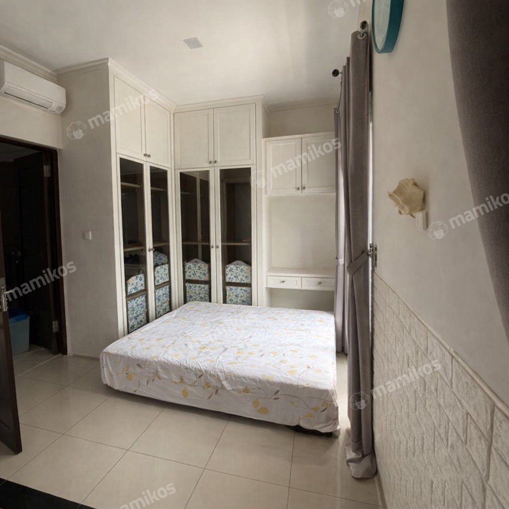 Rumah Sertifikat SHM 4 Kamar Tidur 3 Kamar Mandi Green Lake City Jakarta Barat - Photo 3