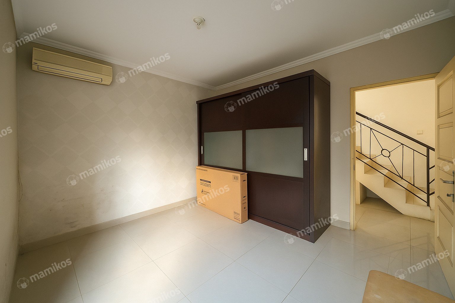 Rumah Sertifikat SHM 3 Kamar Tidur 2 Kamar Mandi Raffles Hills Jakarta Timur - Photo 5