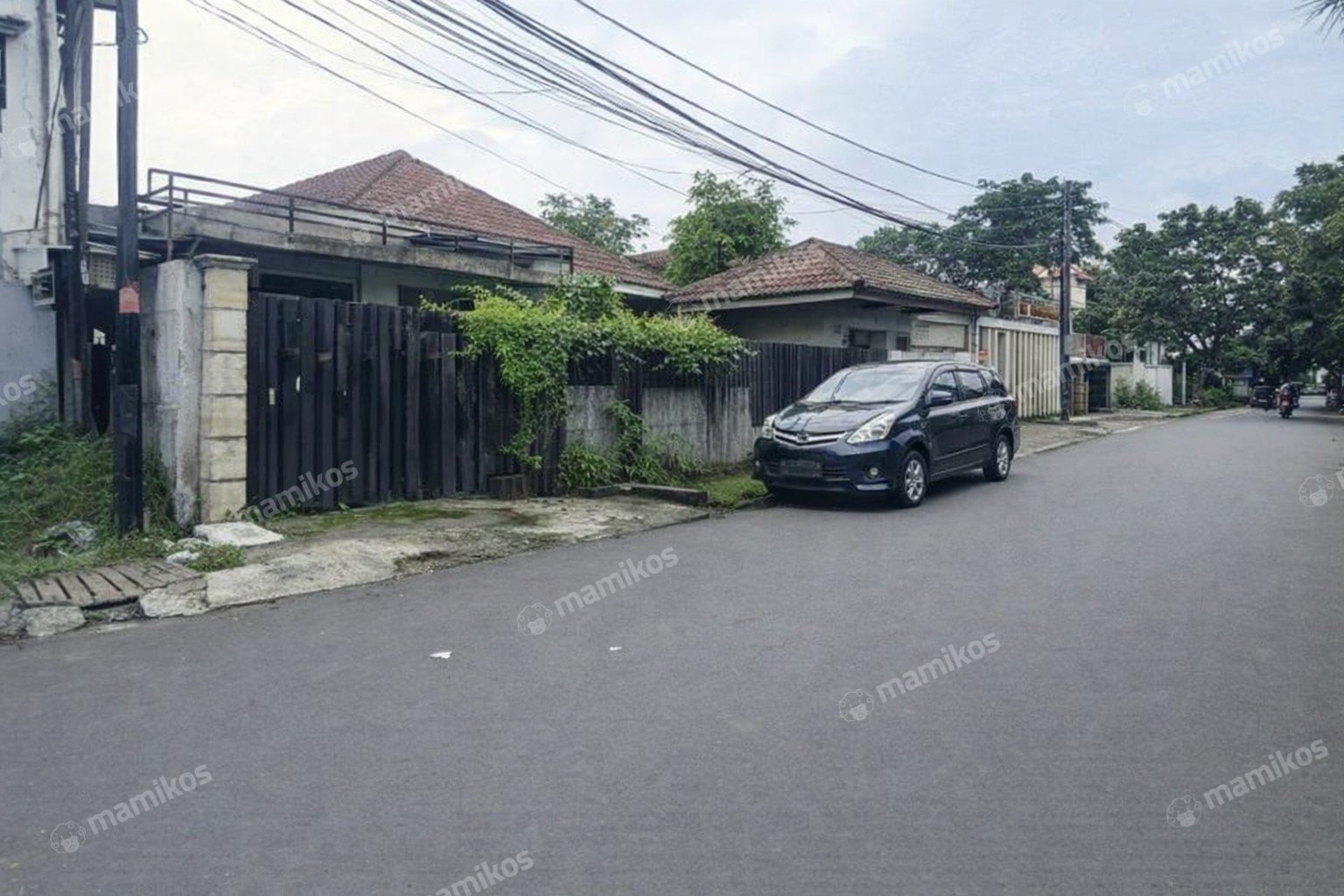 Rumah Sertifikat SHM 3 Kamar Tidur 2 Kamar Mandi Cililitan Jakarta Timur - Photo 4