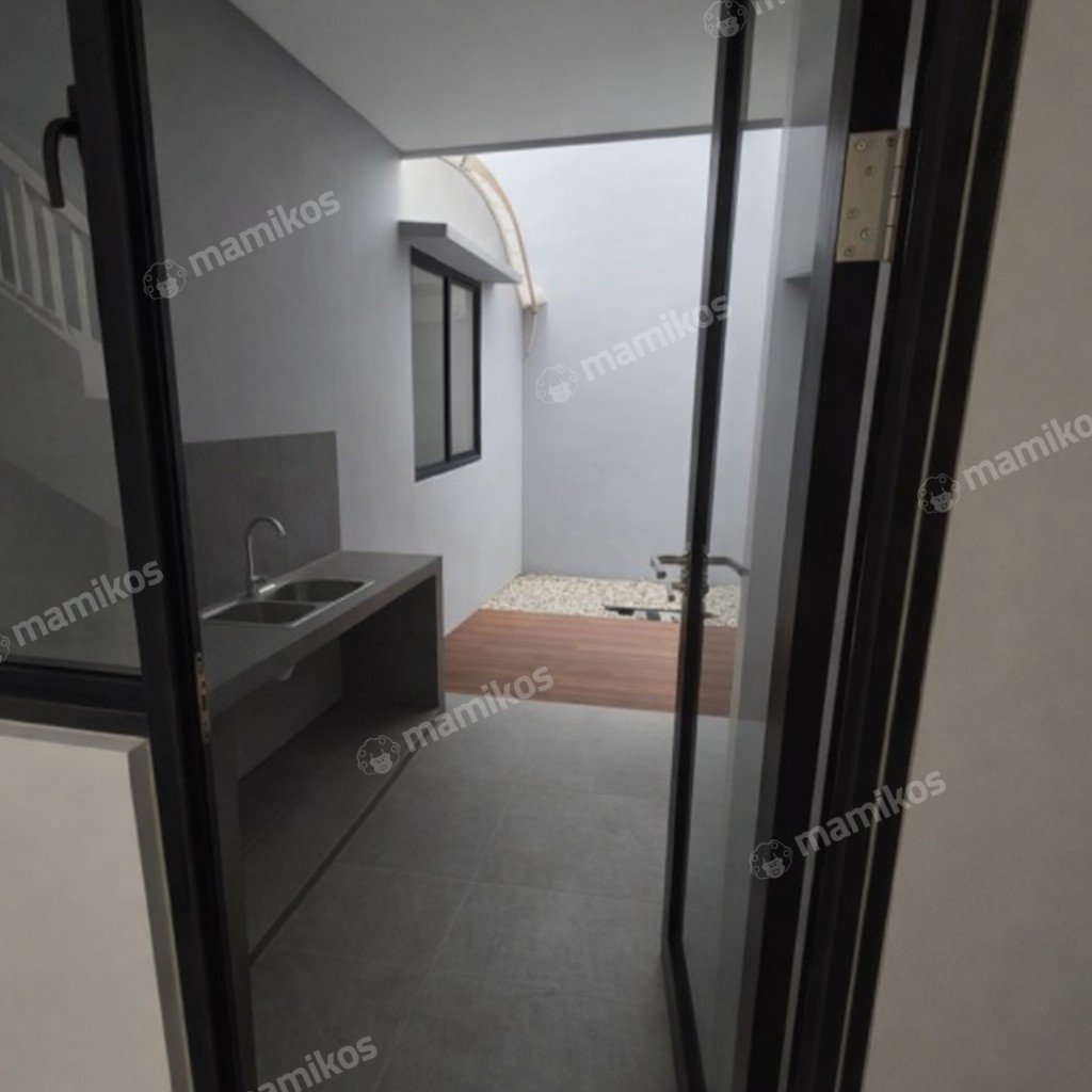 Rumah Sertifikat PPJB 3 Kamar Tidur 2 Kamar Mandi Citra Grand Jakarta Timur - Photo 4