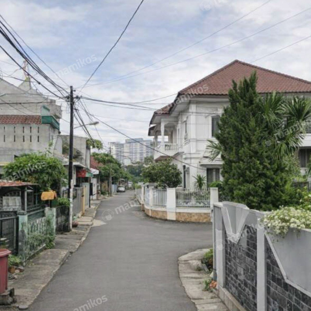 Rumah Sertifikat SHM 4 Kamar Tidur 2 Kamar Mandi Senopati Jakarta Selatan - Photo 5