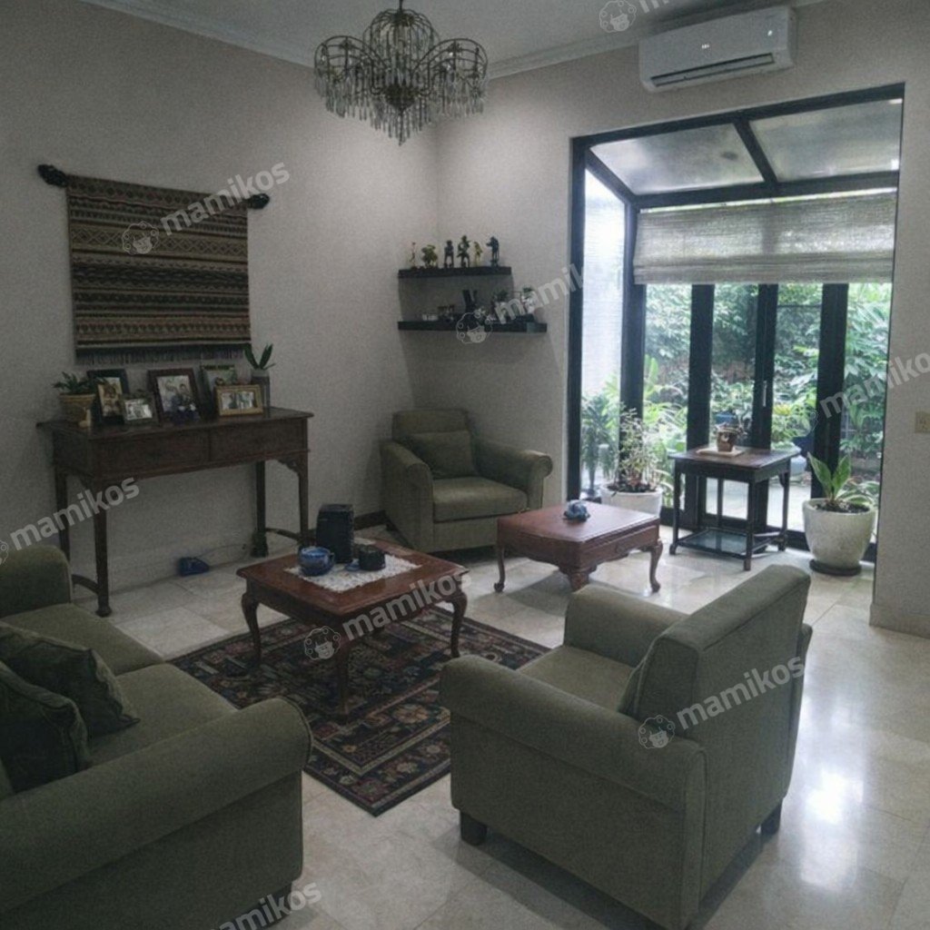 Rumah Sertifikat SHM 3 Kamar Tidur 3 Kamar Mandi Gandaria Jakarta Selatan - Photo 2