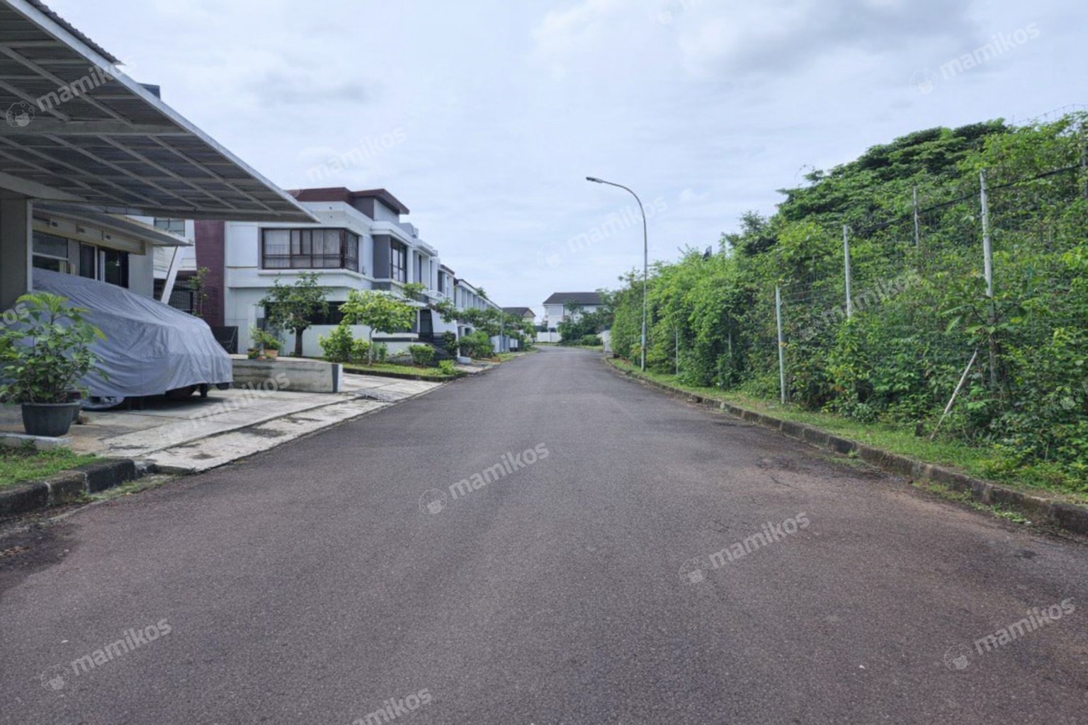 Rumah Sertifikat SHM 3 Kamar Tidur 2 Kamar Mandi Metland Menteng Jakarta Timur - Photo 2